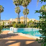 Charming 2-Bed Apartment In Denia