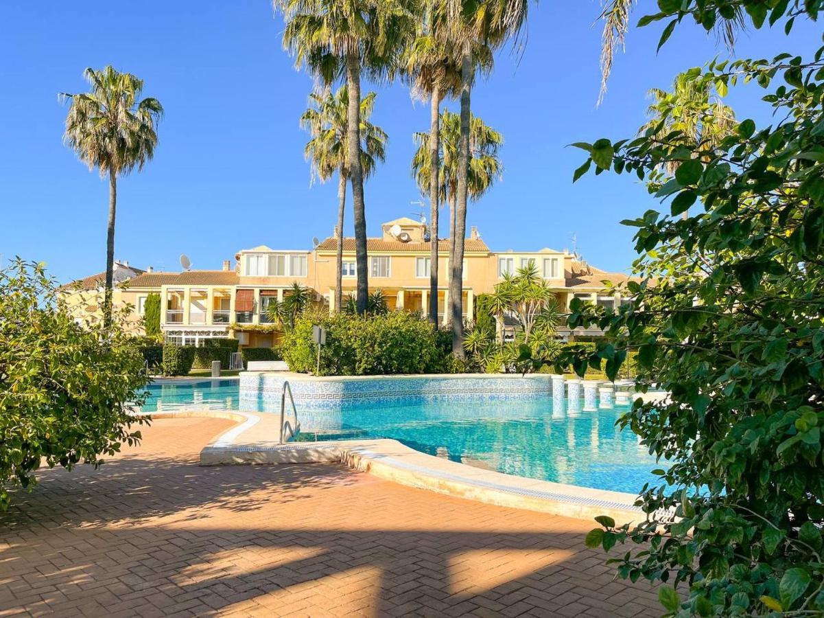 Charming 2-bed In Apartamento Dénia